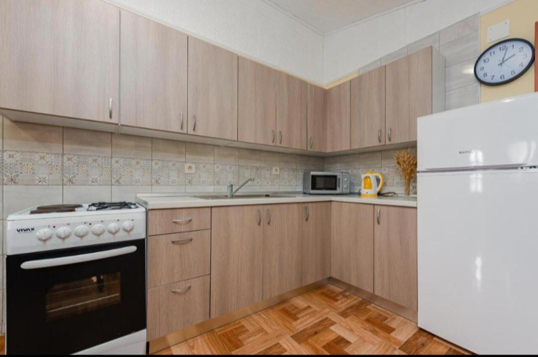 Apartman Zlata Vir Exteriör bild